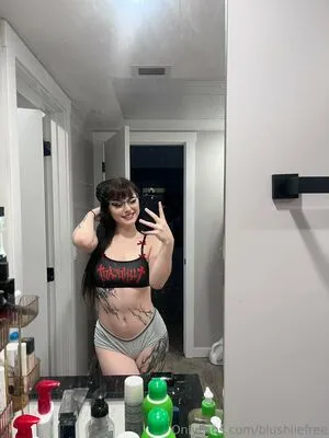 Blushiiefree OnlyFans Leaked Free Thumbnail Picture - #0Pd8AL9aOb