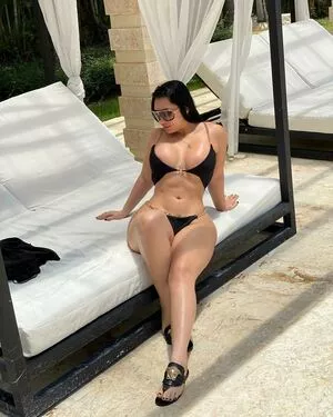 Bombshell Mel OnlyFans Leaked Free Thumbnail Picture - #45RmCNYa7u