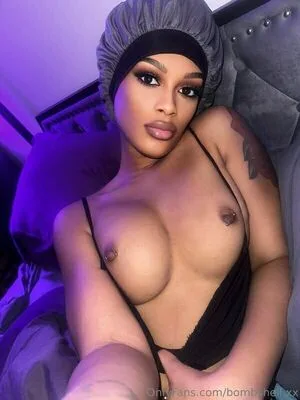 Bombshell Thumbnail Picture
