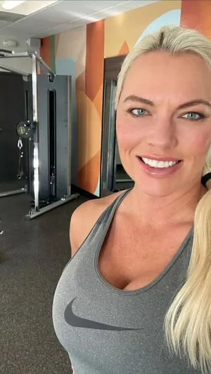 Bombshellerinxo Thumbnail Picture