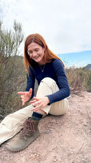 Bonnie Wright OnlyFans Leaked Free Thumbnail Picture - #BFD5ZGY7Oz