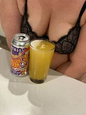 Boobs Beer OnlyFans Leaked Free Thumbnail Picture - #bOcaZDf1Zz