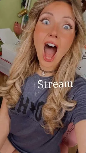 Bouncing Angel OnlyFans Leaked Free Thumbnail Picture - #Xb07zZbbyl