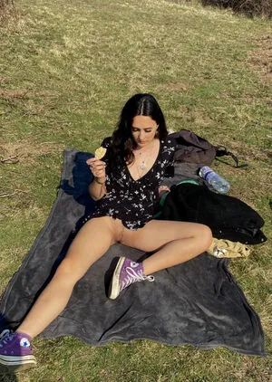 Bratbaby555 Thumbnail Picture