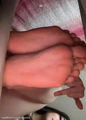 Bratkylani Thumbnail Picture