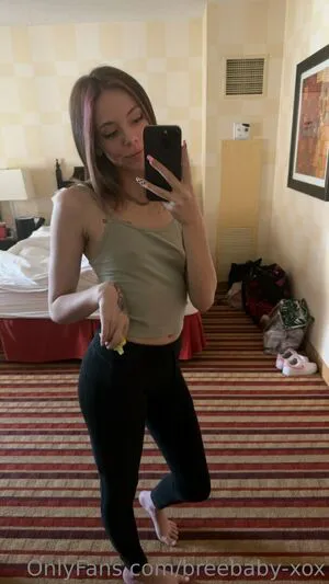 Breebaby Xox Thumbnail Picture