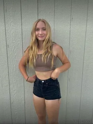 Brenna Walker OnlyFans Leaked Free Thumbnail Picture - #PJdFWAUmDN