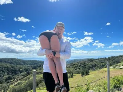 Brianjadam Thumbnail Picture