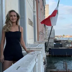 Brie Larson OnlyFans Leaked Free Thumbnail Picture - #2bPUvtwo3Q