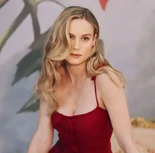 Brie Larson OnlyFans Leaked Free Thumbnail Picture - #8BPgM2Dbb4