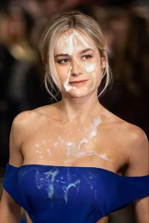 Brie Larson OnlyFans Leaked Free Thumbnail Picture - #KTYkaAIyzw