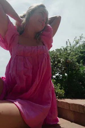 Brie Larson OnlyFans Leaked Free Thumbnail Picture - #LGpKpIs6K4