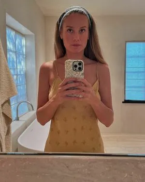 Brie Larson OnlyFans Leaked Free Thumbnail Picture - #OWwuFsAhUM