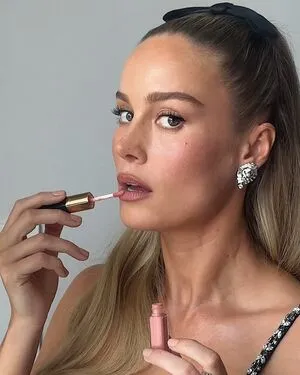 Brie Larson OnlyFans Leaked Free Thumbnail Picture - #OYFs7finKL