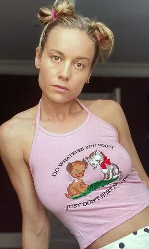 Brie Larson OnlyFans Leaked Free Thumbnail Picture - #SFlbeXiSUK