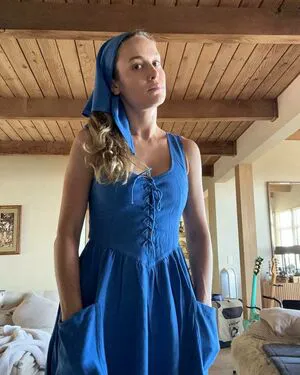 Brie Larson OnlyFans Leaked Free Thumbnail Picture - #XoRphxU9Rm