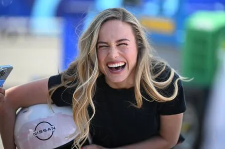 Brie Larson OnlyFans Leaked Free Thumbnail Picture - #Zm3kfgToUg