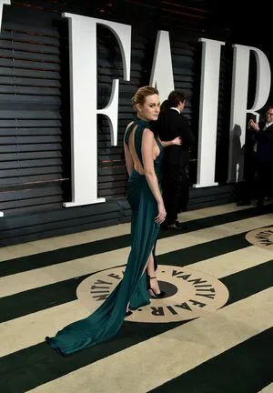 Brie Larson OnlyFans Leaked Free Thumbnail Picture - #z2cmyn2Pso
