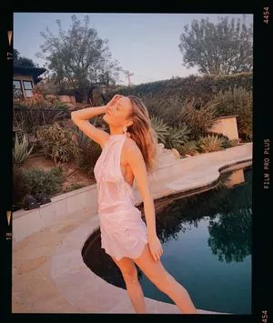 Brie Larson OnlyFans Leaked Free Thumbnail Picture - #Jovm7J32A2