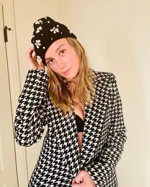 Brie Larson OnlyFans Leaked Free Thumbnail Picture - #XKRuC8AX4u