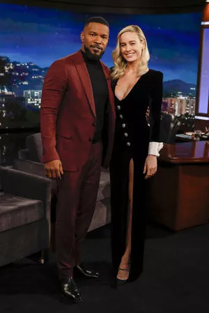 Brie Larson OnlyFans Leaked Free Thumbnail Picture - #f3YSj55tSb