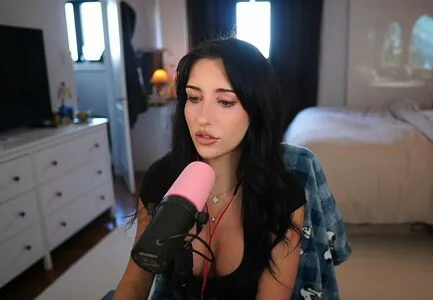 Brieanneroksa OnlyFans Leaked Free Thumbnail Picture - #VRjN05HoXM