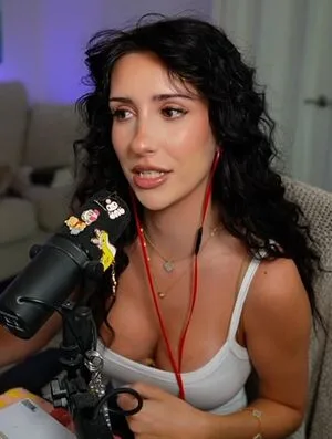 Brieanneroksa OnlyFans Leaked Free Thumbnail Picture - #douyLSUVWe