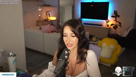 Brieanneroksa OnlyFans Leaked Free Thumbnail Picture - #giRk3G7tB0