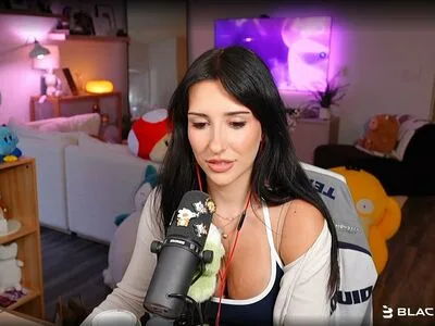 Brieanneroksa OnlyFans Leaked Free Thumbnail Picture - #wbltxjm4YS