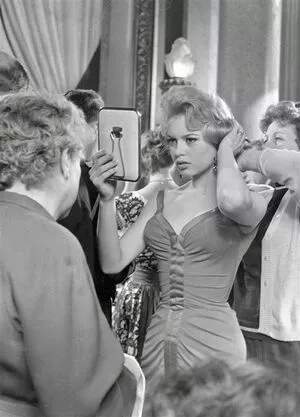 Brigitte Bardot OnlyFans Leaked Free Thumbnail Picture - #XKksCLowzR