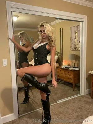 Briteresifree OnlyFans Leaked Free Thumbnail Picture - #CjF4w3qB1H