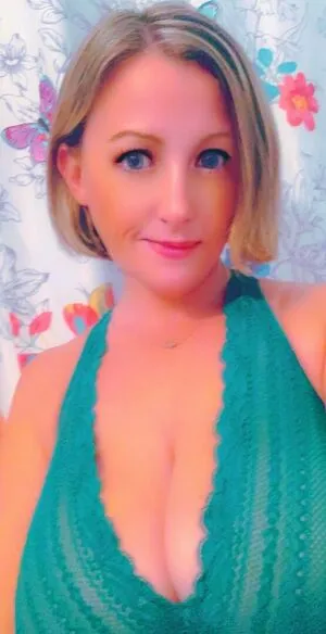 Britloveshorror OnlyFans Leaked Free Thumbnail Picture - #oPkSnR8LU7