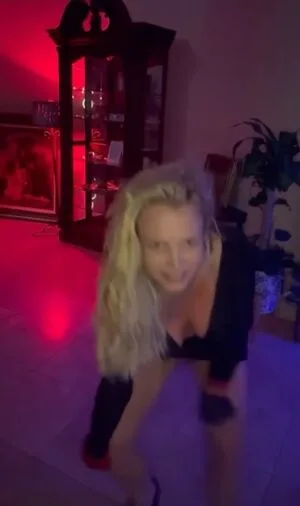 Britney Spears OnlyFans Leaked Free Thumbnail Picture - #Qbd64A6J4F