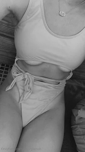 Brittanyfleming OnlyFans Leaked Free Thumbnail Picture - #BbTS1gSK35