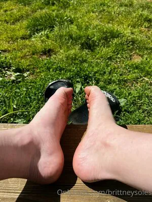 Brittneysoles Thumbnail Picture