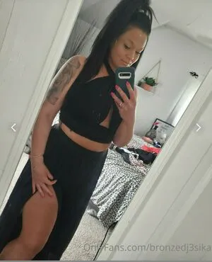 Bronzedj3sika Thumbnail Picture