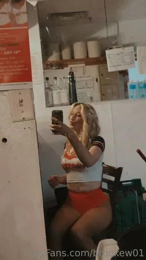 Brookew01 Thumbnail Picture