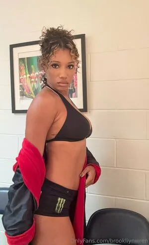 Brookliynwren OnlyFans Leaked Free Thumbnail Picture - #DazzL3LPd3