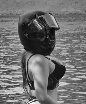 Bruchpilotin OnlyFans Leaked Free Thumbnail Picture - #1OPldiykKX