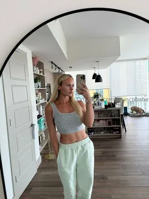 Brunchbabe Thumbnail Picture