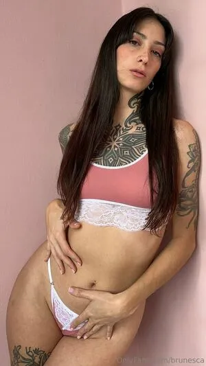 Brunesca Thumbnail Picture