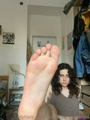 Bubblegumbabefeet Thumbnail Picture