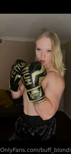 Buff Blondie OnlyFans Leaked Free Thumbnail Picture - #WnblOLYdc1
