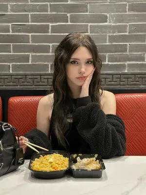 Bunnygirlbree Thumbnail Picture