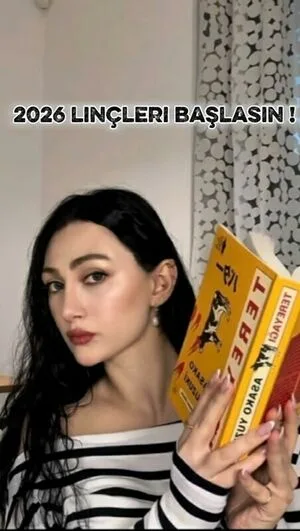 Buse Aydn Thumbnail Picture