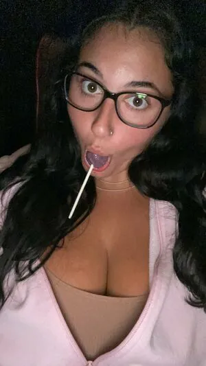 Bustybri OnlyFans Leaked Free Thumbnail Picture - #2e0aDZ8QHg