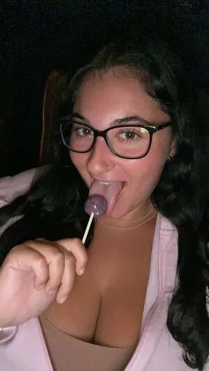 Bustybri OnlyFans Leaked Free Thumbnail Picture - #EEpDxDQ2Em