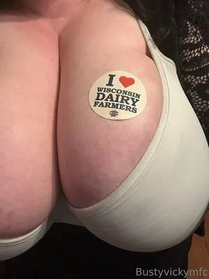 Bustyvicky38 OnlyFans Leaked Free Thumbnail Picture - #aRcrWC707O