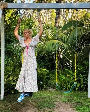 Busy Philipps OnlyFans Leaked Free Thumbnail Picture - #7bIRc0fVX4