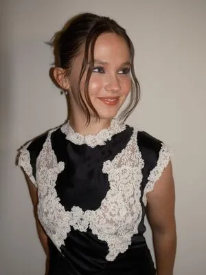 Cailee Spaeny OnlyFans Leaked Free Thumbnail Picture - #MCInmc8g4F